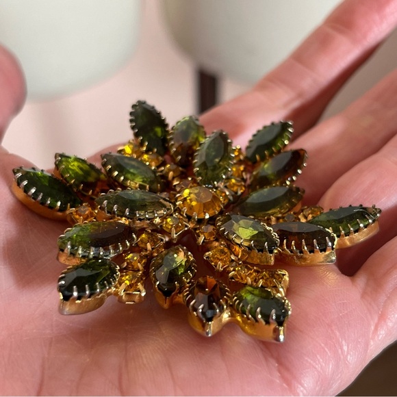 Vintage Antique Retro Juliana Oversized Crystal Amber Avocado Green Gold Brooch - Picture 4 of 12